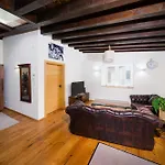 Apartment Black Der Sportschule Badura